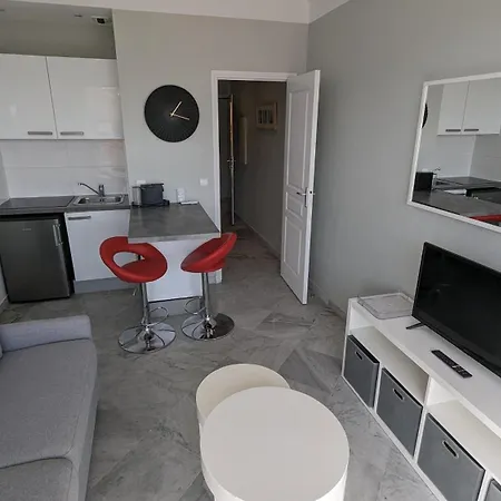 Esperance Apartment
