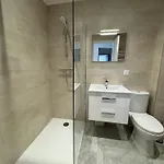 Esperance Apartment *